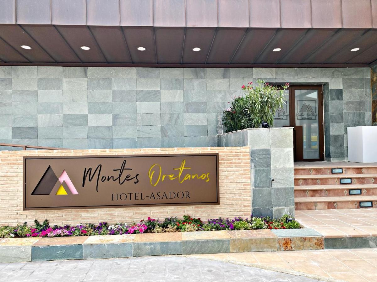 Hotel-Asador Montes Oretanos Pulgar Exteriör bild